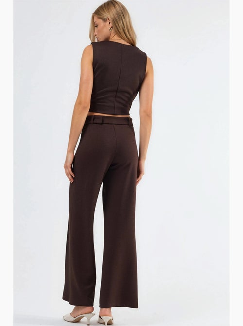 Broek met rechte pijp, hoge taille en riem busem - Kiabi Broek met rechte pijp, hoge taille en riem busem - Kiabi