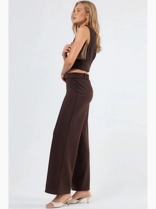 Broek met rechte pijp, hoge taille en riem busem - Kiabi Broek met rechte pijp, hoge taille en riem busem - Kiabi