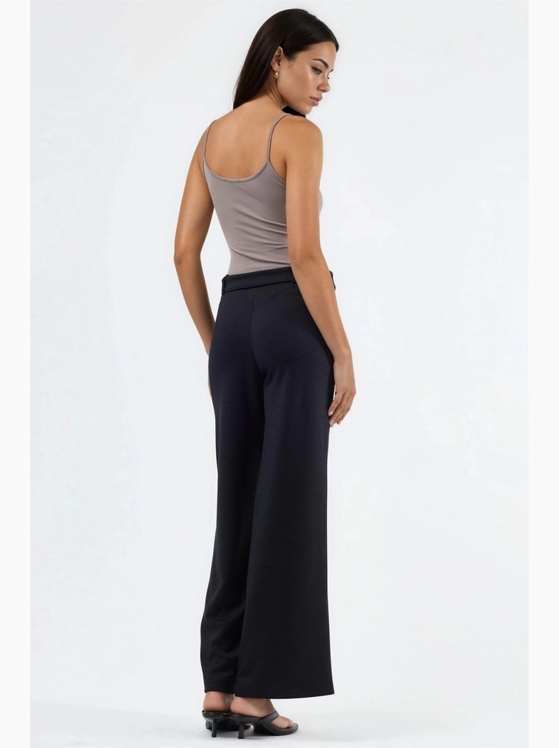 Broek met rechte pijp, hoge taille en riem busem Zwart - Kiabi