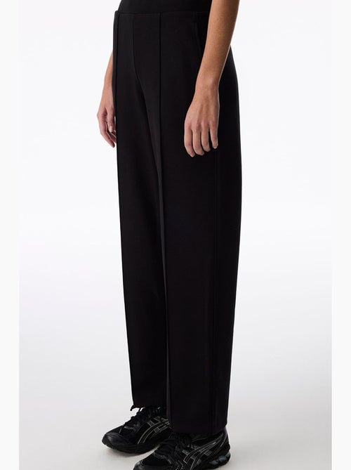 Broek met taps toelopende pijpen en zijdezachte touch penti - Kiabi Broek met taps toelopende pijpen en zijdezachte touch penti - Kiabi