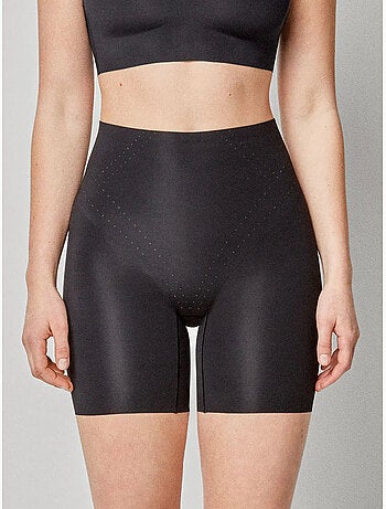 Broek met versterkt voorpand voor figuurcorrectie