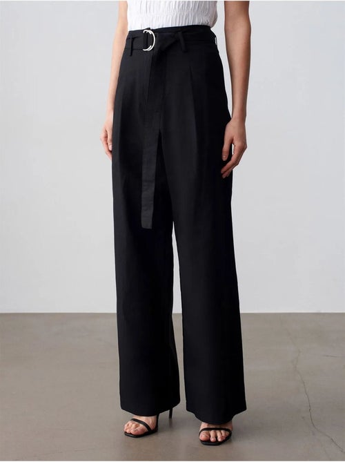 Broek met wijde pijpen en ceintuur in linnenmix dilvin - Kiabi Broek met wijde pijpen en ceintuur in linnenmix dilvin - Kiabi