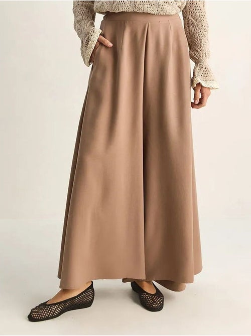 Broek met wijde pijpen en hoge taille lucci - Kiabi Broek met wijde pijpen en hoge taille lucci - Kiabi