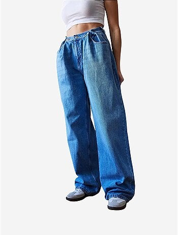 Broek met wijde pijpen en riem en knoopdetail lucci