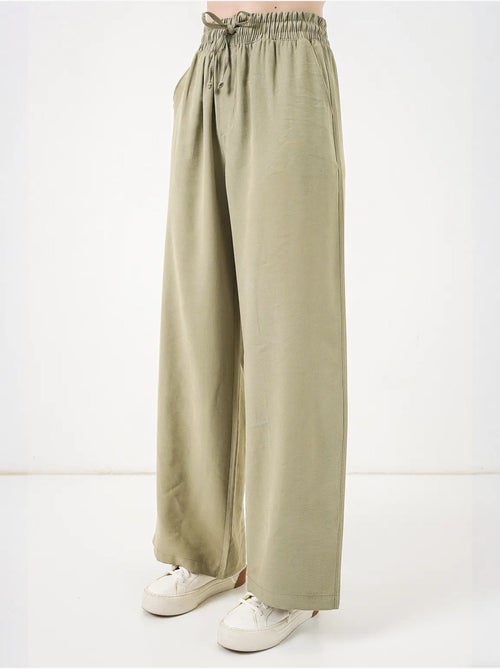 Broek met wijde pijpen, hoge taille en zak bdart - Kiabi Broek met wijde pijpen, hoge taille en zak bdart - Kiabi