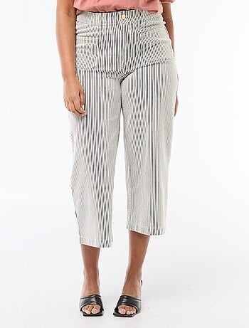 Broek met wijde pijpen / wide leg met standaard taille