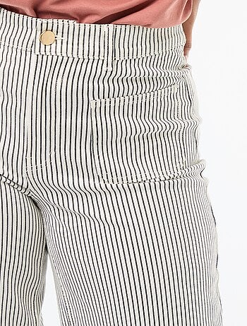 Broek met wijde pijpen / wide leg met standaard taille