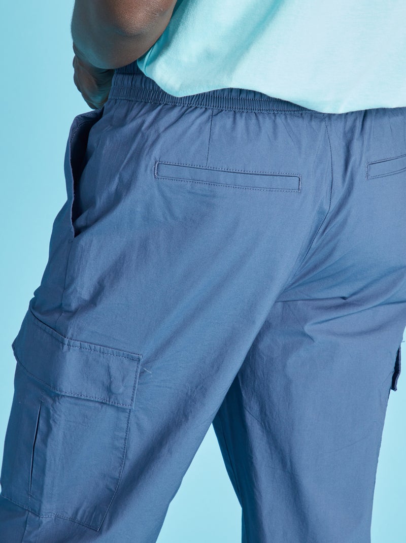 Broek met zakken aan de zijkant donkerblauw - Kiabi