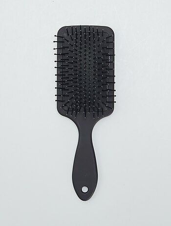 Brosse à cheveux carrée