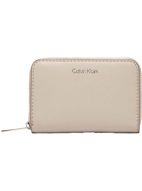 Calvin Klein Jeans Beige Dames Portemonnee Folie - Kiabi Calvin Klein Jeans Beige Dames Portemonnee Folie - Kiabi