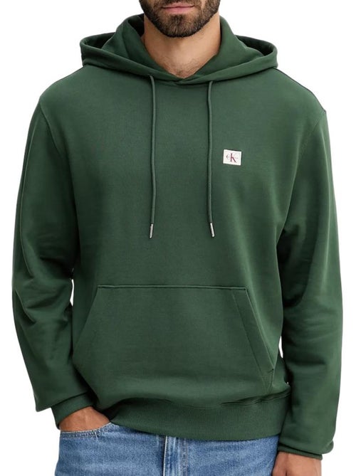 Calvin Klein Jeans Groene Hoodie voor Heren met Micro Badge - Kiabi Calvin Klein Jeans Groene Hoodie voor Heren met Micro Badge - Kiabi