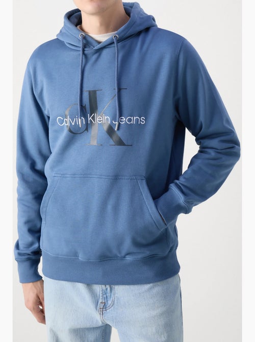 Calvin Klein Jeans Heren Sweatshirt Lichtblauw J30J320805 - Kiabi Calvin Klein Jeans Heren Sweatshirt Lichtblauw J30J320805 - Kiabi