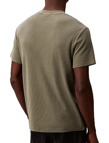 Calvin klein jeans heren t-shirt kaki met wafelstructuur en badge