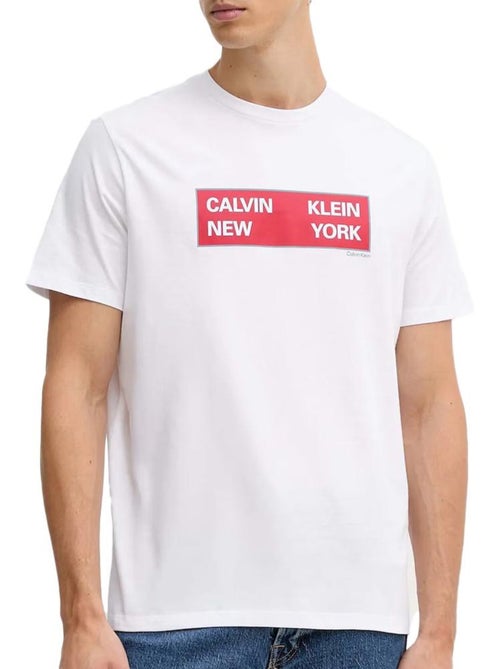 Calvin Klein Jeans Heren T-Shirt Wit Ckny LV04RD816G - Kiabi Calvin Klein Jeans Heren T-Shirt Wit Ckny LV04RD816G - Kiabi
