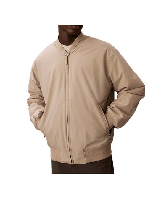 Calvin Klein Jeans Hero Beige Blouson voor Heren - Kiabi Calvin Klein Jeans Hero Beige Blouson voor Heren - Kiabi