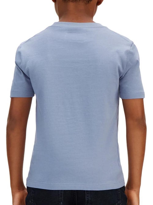 Calvin klein jeans jongens t-shirt blauw met mono mini badge - Kiabi Calvin klein jeans jongens t-shirt blauw met mono mini badge - Kiabi
