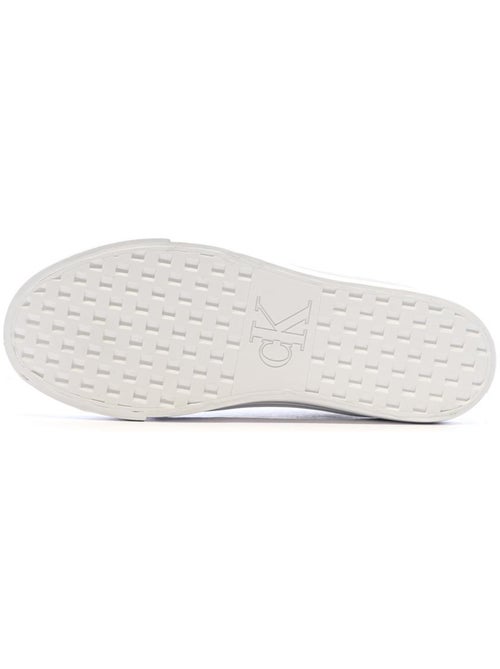 Calvin Klein Jeans Low Pro Cups Zwarte Dames Sneakers - Kiabi Calvin Klein Jeans Low Pro Cups Zwarte Dames Sneakers - Kiabi