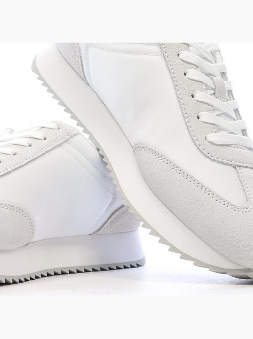 Calvin Klein Jeans Runner Witte Dames Sneakers - Kiabi Calvin Klein Jeans Runner Witte Dames Sneakers - Kiabi