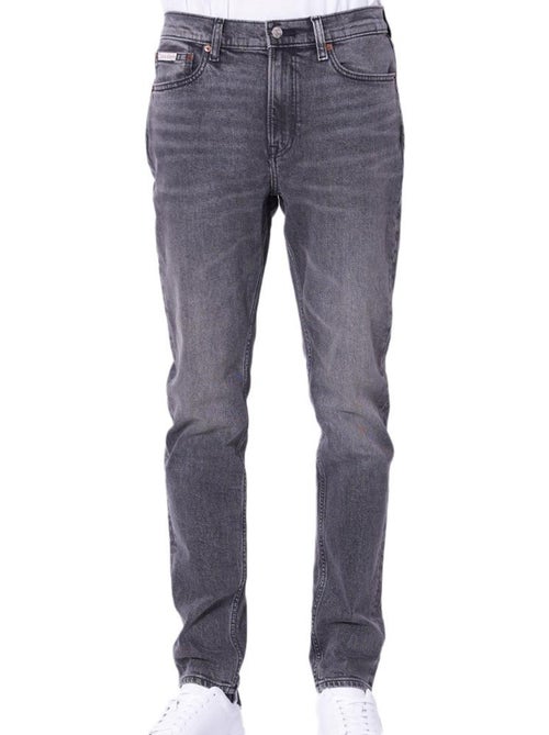 Calvin Klein Jeans Slim Taper Grijs voor Heren - Kiabi Calvin Klein Jeans Slim Taper Grijs voor Heren - Kiabi