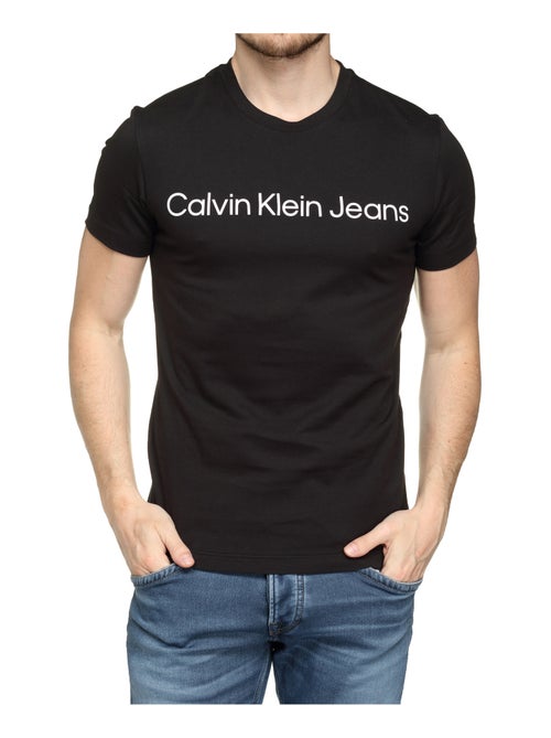 Calvin Klein JeansCore Institutional T-shirt Zwart voor Heren - Kiabi Calvin Klein JeansCore Institutional T-shirt Zwart voor Heren - Kiabi
