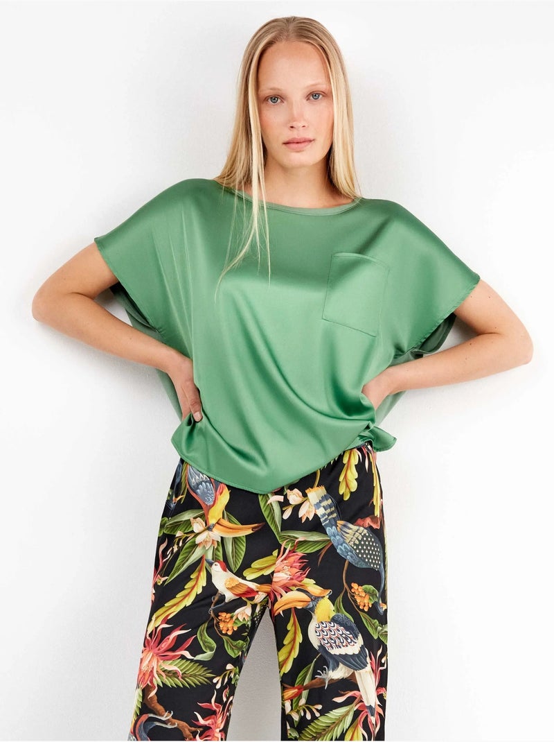 Camiseta manga corta con bolsillo delantero, de satén y punto Blauw Groen - Kiabi