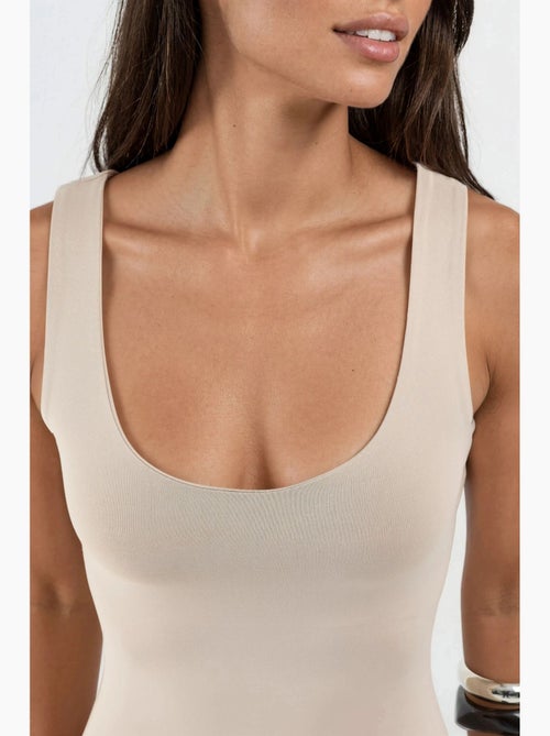 Camisole côtelée ajustée hiccup - Kiabi Camisole côtelée ajustée hiccup - Kiabi