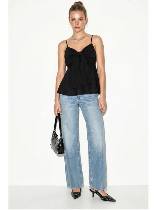 Camisole v-hals katoenmix met strik lucci - Kiabi Camisole v-hals katoenmix met strik lucci - Kiabi