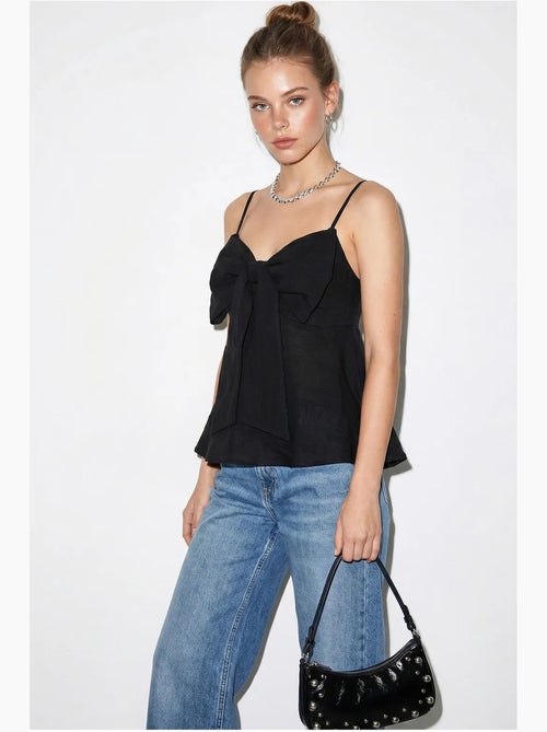Camisole v-hals katoenmix met strik lucci - Kiabi Camisole v-hals katoenmix met strik lucci - Kiabi