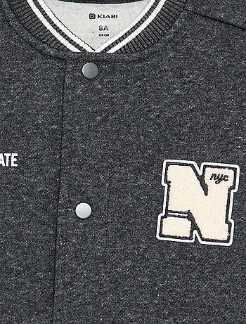 Campusstijl sweater - gemakkelijk aan te trekken collectie