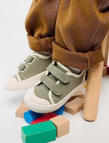 Canvas sneakers met scratchsluiting