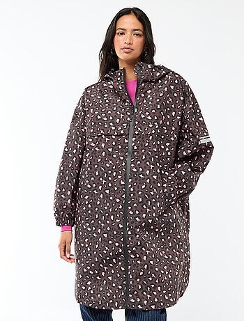 Cape de pluie déperlante avec capuche avec astuce pliage sur elle-même