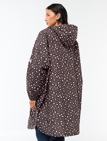 Cape de pluie déperlante avec capuche avec astuce pliage sur elle-même