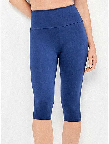 'capri' legging gemaakt van vormgevend materiaal dat definieert en stileert
