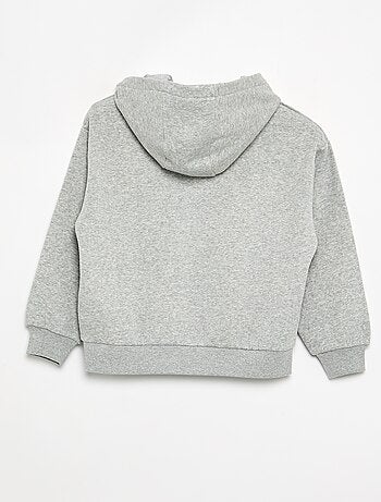 Capuchonsweater aan beide zijden bedrukt