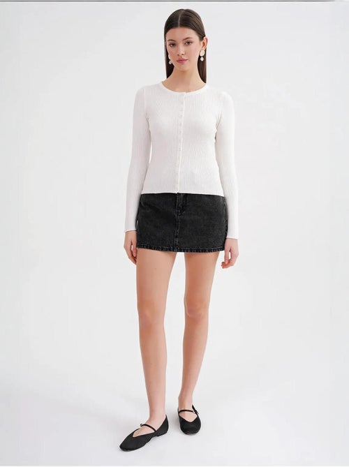 Cardigan slim fit en maille côtelée avec fermeture à boutons mixray - Kiabi Cardigan slim fit en maille côtelée avec fermeture à boutons mixray - Kiabi