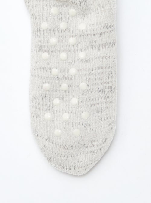 Chaussettes chaudes fourrées antidérapantes - Kiabi