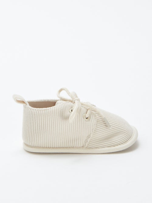 Chaussons à lacets - Kiabi Chaussons à lacets - Kiabi
