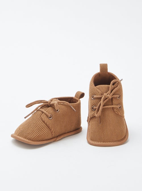 Chaussons à lacets - Kiabi