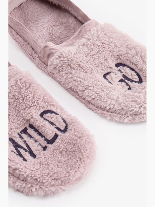 Chaussons à motif wild slogan penti - Kiabi