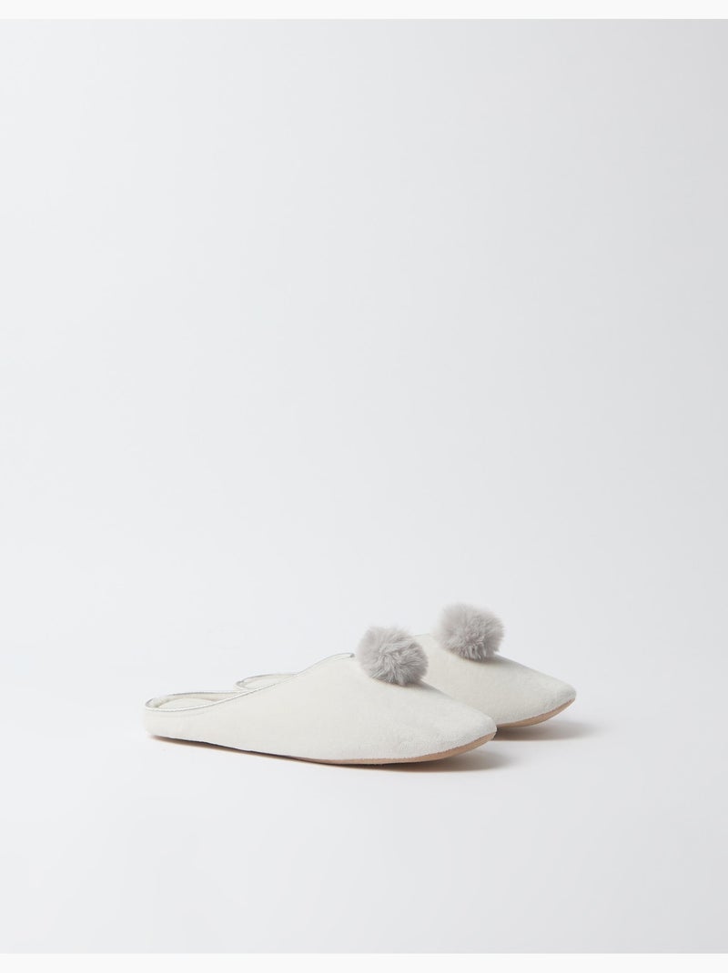 Chaussons avec pompons, mo fashion Gris - Kiabi