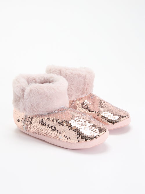 Chaussons boots effet moutonné avec sequins - Kiabi Chaussons boots effet moutonné avec sequins - Kiabi