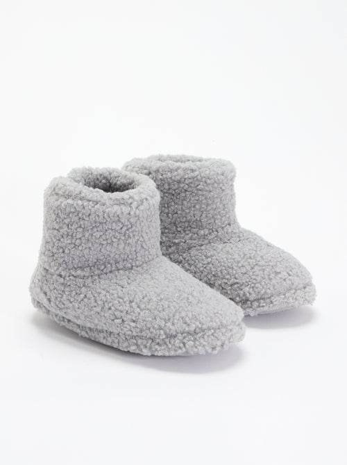 Chaussons boots effet moutonné - Kiabi Chaussons boots effet moutonné - Kiabi