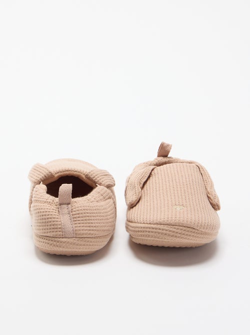 Chaussons en nid d'abeille - Kiabi Chaussons en nid d'abeille - Kiabi