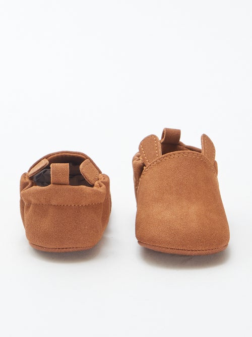 Chaussons en suédine avec oreilles en relief - Kiabi