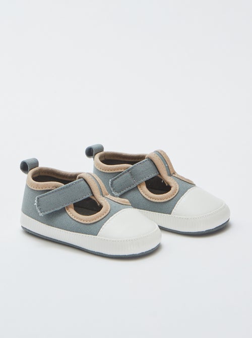 Chaussons esprit baskets en toile - Kiabi