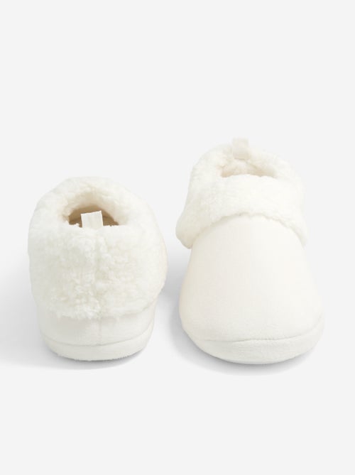 Chaussons forme bottillon bas fourrés - Kiabi