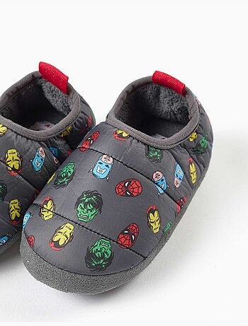 Chaussons matelassés avec imprimé avengers et doublure en sherpa