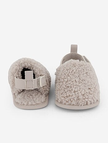 Chaussons mules avec brides de maintien