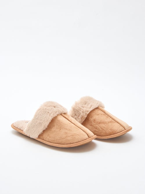 Chaussons mules effet pelucheux - Kiabi