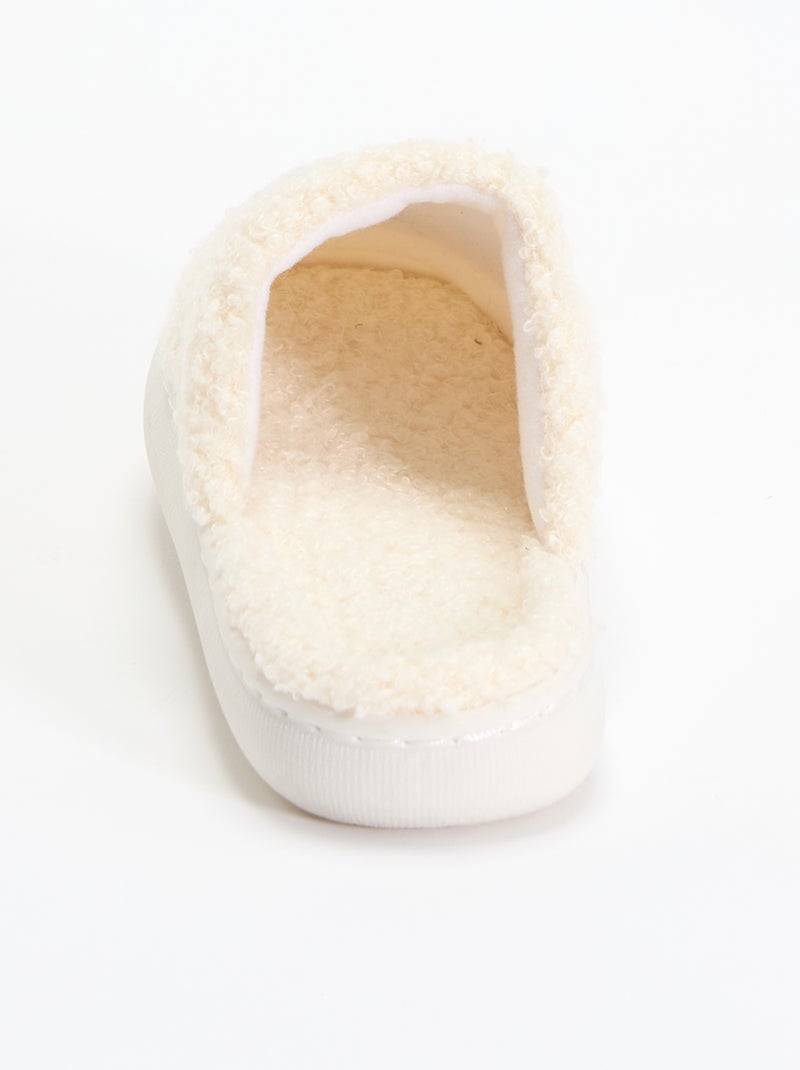 Chaussons mules en maille bouclette Blanc - Kiabi